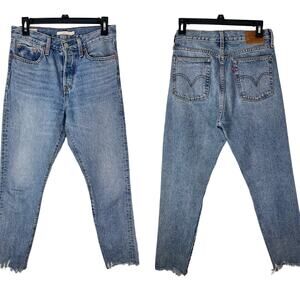 Levi's Women's Wedgie Straight Leg Medium Wash Jeans